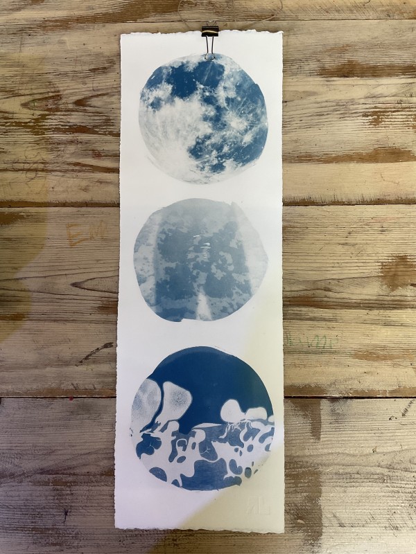 Powers of 10 #6 by Bernet Ragetli