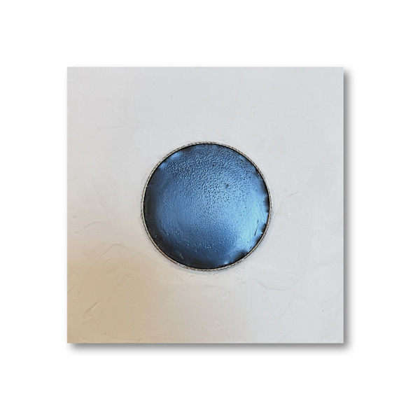 Still Point (black dot on white square) by Soli Pierce, Image 1.