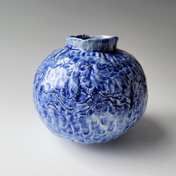 Waves (Moon Jar 27) by Jocelyn Russell, Image 1.