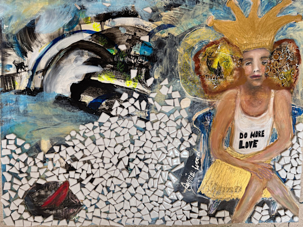 Listen to the Tee: Do More Love by Annie Wood