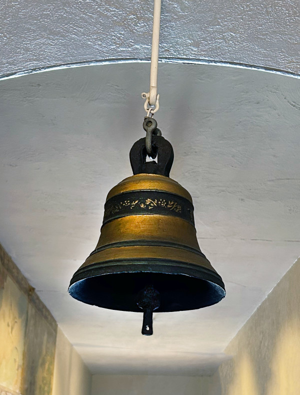 Bell by T. Rudhalls