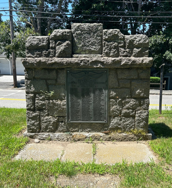 Riverdale WWII Monument by Unknown