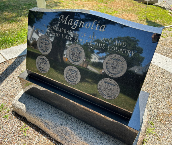 Magnolia Veterans Memorial by Unknown