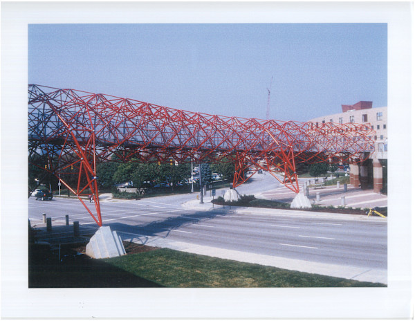 Gateway Pedestrian Bridge (CSCC - Academic Center) by Mid-Ocean Studio