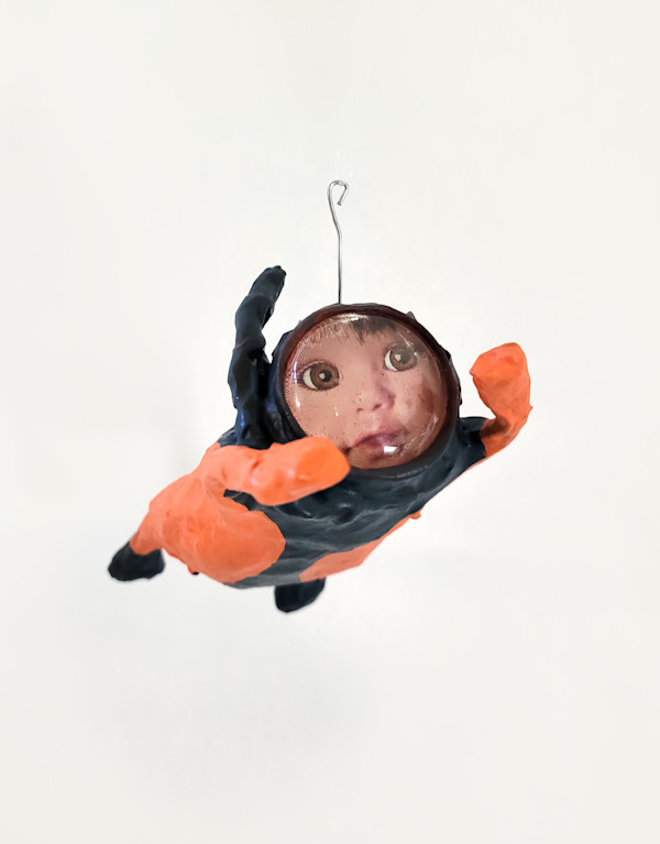 Owen the Diver hanging sculpture by ocasiocasa, Image 4.