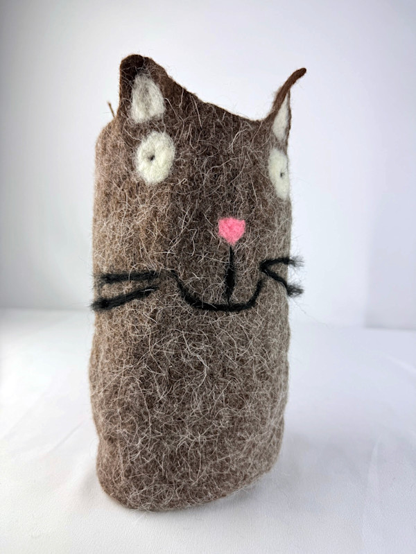 Brown Cat by Jennifer Angelo, Image 1.