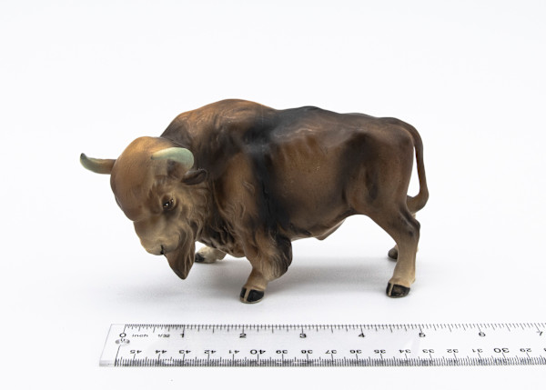 Lefton Bison