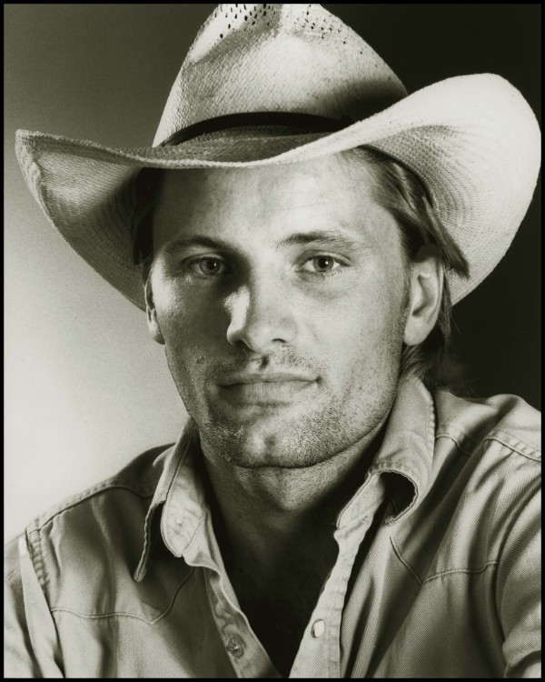 Hollywood Westerner, Viggo Mortensen by Frank Gargani