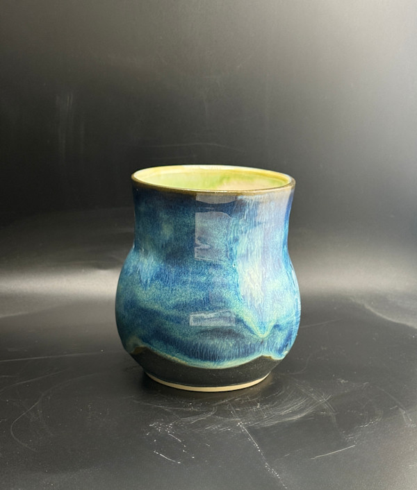 Blue dream short vase by Nicole Nalbach, Image 1.