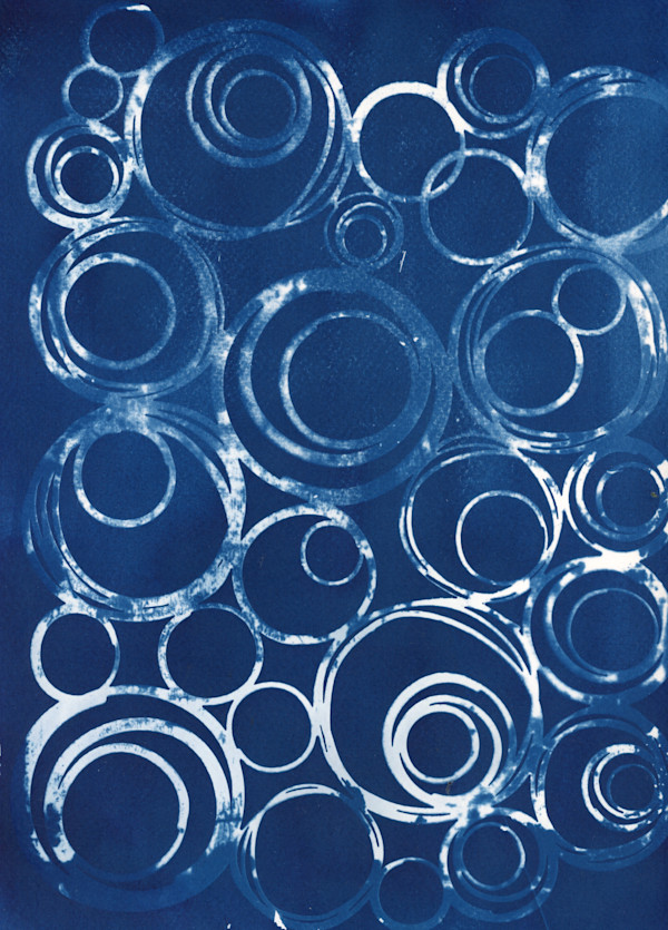 cyanotype_circles_yelqkq_3 by Charrise Mccrorey