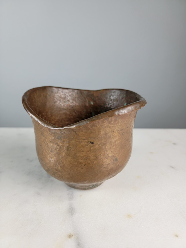 1800's Hammered Copper Vessel 4"x5"