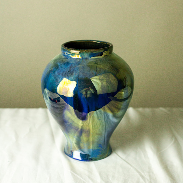 Vase, Image 3.