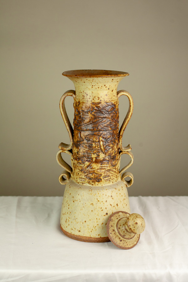 Lidded Jar, Image 1.