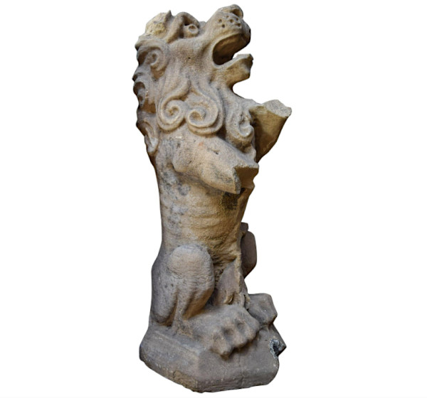 Sejant Lion Limestone 40"