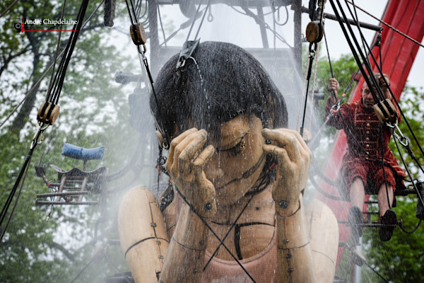 Marionette Géante by André JAY Chapdelaine