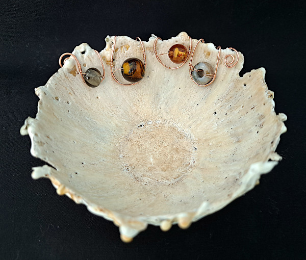 Ornament by Dusti Gomery