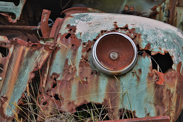 Echoes of rust by EB Photography