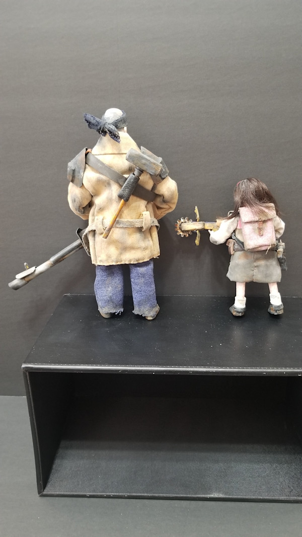 Man (big gun) Dunbar and Child- Big Saw by Cuong "Mike" Tran