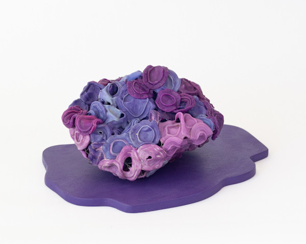 Handfill (Purple) by Eve De Jong