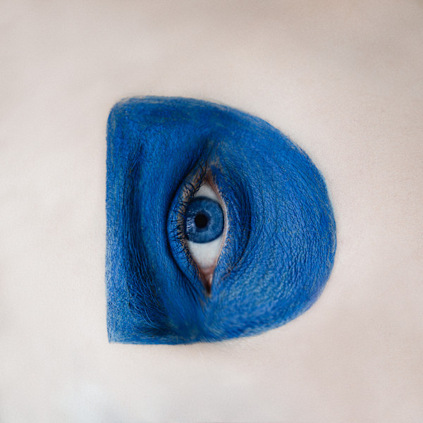 Synesthetic Letters: D 30 x 30 cm 2/88 by Dasha Pears