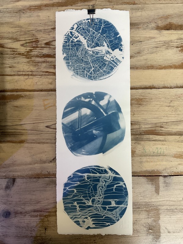 Powers of 10 #6 by Bernet Ragetli