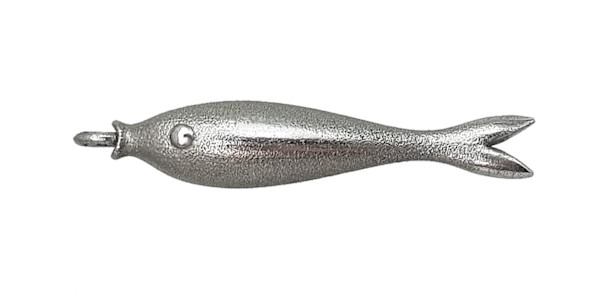 Fish pendant #2 by Hesti Wade