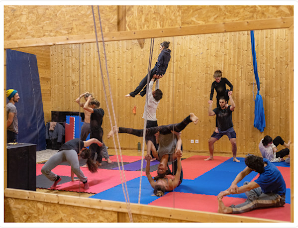 Communautés alternatives en Ariège 03 1/3 by Darzacq