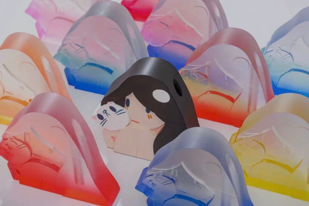 8/300) 天野健維納斯與貓花瓶Venus and Cat Vase from the collection