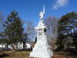 Greenlawn Cemetery - Civil War Soldiers' Monument