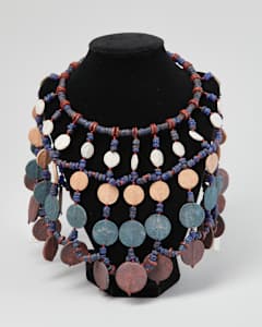 Shoulder necklace