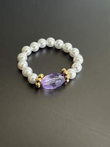 Seed Bead Stretch Ring – Minimal Handmade Ring - Pearl & Glass