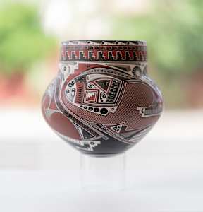 Large Classic Style Pottery