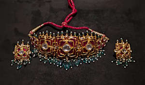 Necklace and Earring set