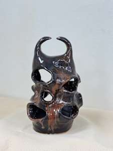 Horned Conduit