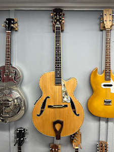 6-String Guitar