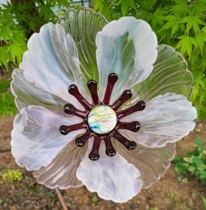 Garden Flower-Pink/White Streaky with Cranberry Stamens and Dichroic Center