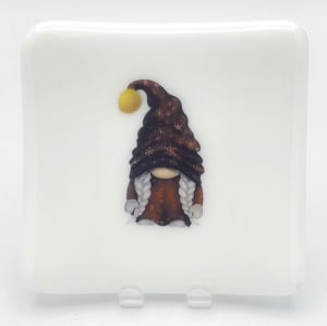 Small Plate-Gnome Girl Under Hat on White