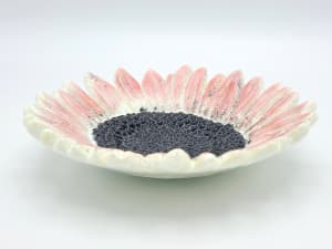 Sunflower Dish-White/Pink