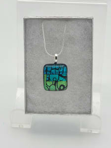 Necklace-Patterned Dichroic