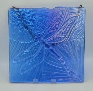Garden Hanger-Dragonfly over Pond in Sky Blue Irid