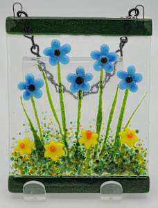 Garden Hanger-Blue Flowers with Daffodils