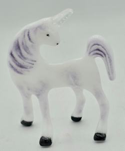 Stand-Up Unicorn in White with Purple Tints