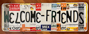 11394 - Welcome Friends Sign