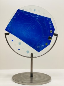 5084 - Stain Glass Sculpture