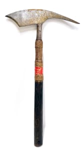 4533 - Axe