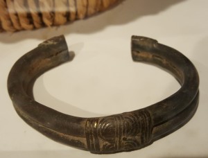 Manilla Currency Bracelet