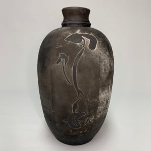 Shadow Line Iris Bottle