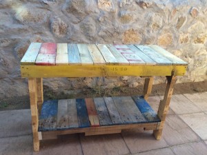 Pallet wood table