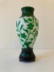 Exquisite Antique Peking Cameo Vase Green