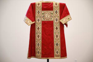 Dalmatic - Arma Christi
